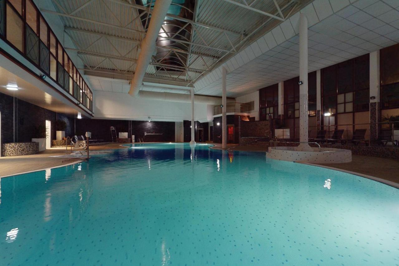 Village Hotel Nottingham Beeston  Esterno foto