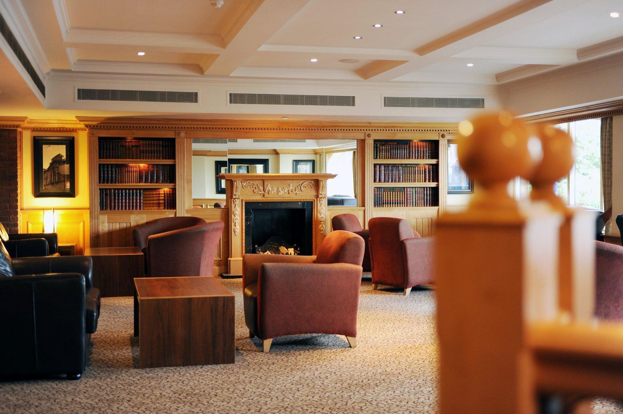 Village Hotel Nottingham Beeston  Esterno foto