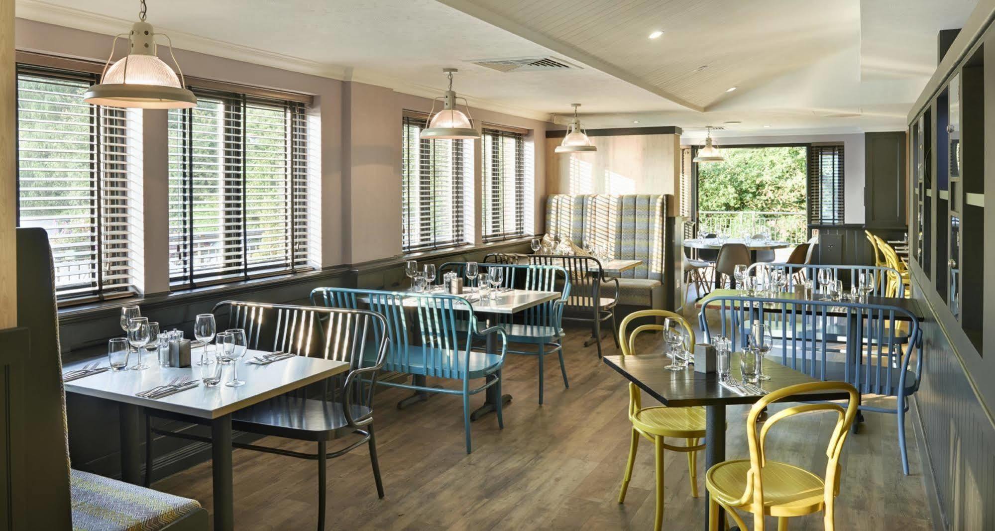 Village Hotel Nottingham Beeston  Esterno foto